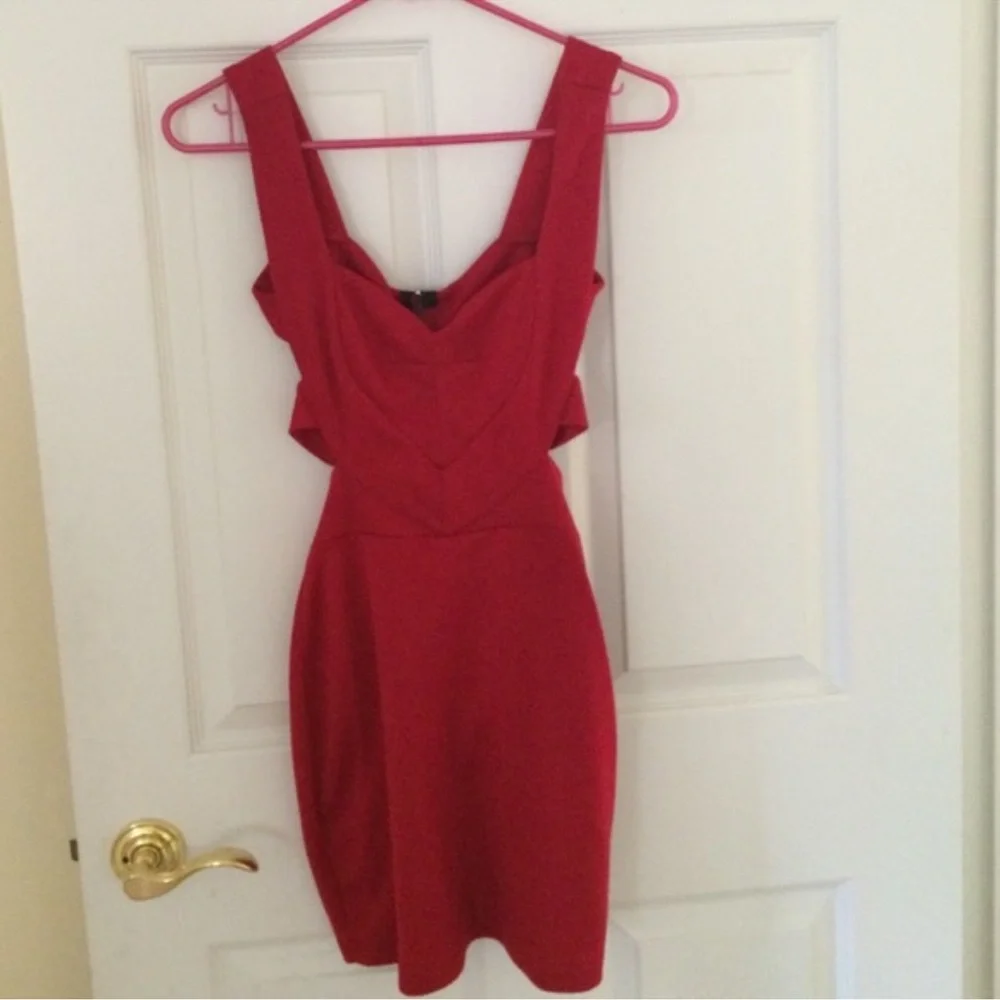 Solemio Cutout Mini Dress Medium - Picture 1 of 3